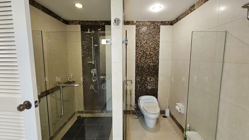Baan Ananda, Bangkok, Sukhumvit 61, Khlong Tan Nua, Watthana, Bangkok, 3 Bedrooms, 300 sqm, Condo For Rent, by BANGKOK PROPERTY AGENTS, 500448800 - DDproperty.com