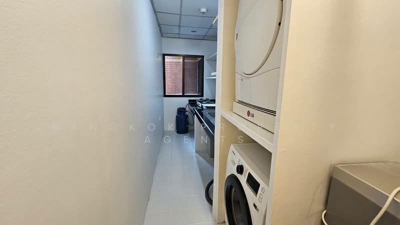Baan Ananda, Bangkok, Sukhumvit 61, Khlong Tan Nua, Watthana, Bangkok, 3 Bedrooms, 300 sqm, Condo For Rent, by BANGKOK PROPERTY AGENTS, 500448800 - DDproperty.com
