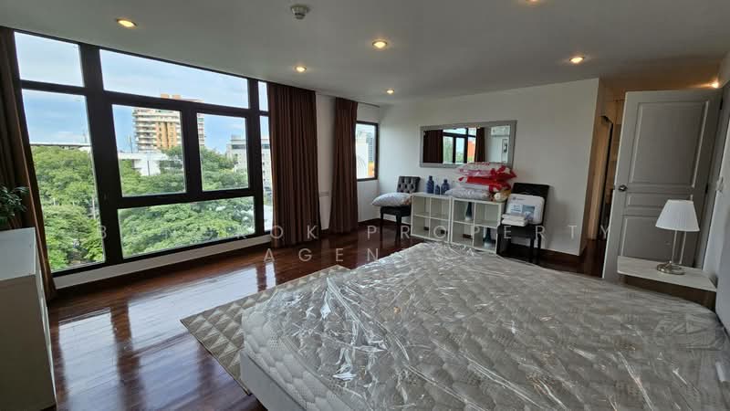 Baan Ananda, Bangkok, Sukhumvit 61, Khlong Tan Nua, Watthana, Bangkok, 3 Bedrooms, 300 sqm, Condo For Rent, by BANGKOK PROPERTY AGENTS, 500448800 - DDproperty.com