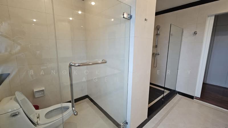 Baan Ananda, Bangkok, Sukhumvit 61, Khlong Tan Nua, Watthana, Bangkok, 3 Bedrooms, 300 sqm, Condo For Rent, by BANGKOK PROPERTY AGENTS, 500448800 - DDproperty.com
