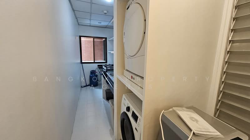 Baan Ananda, Bangkok, Sukhumvit 61, Khlong Tan Nua, Watthana, Bangkok, 3 Bedrooms, 300 sqm, Condo For Rent, by BANGKOK PROPERTY AGENTS, 500448800 - DDproperty.com