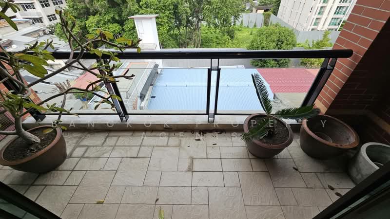 Baan Ananda, Bangkok, Sukhumvit 61, Khlong Tan Nua, Watthana, Bangkok, 3 Bedrooms, 150 sqm, Condo For Rent, by BANGKOK PROPERTY AGENTS, 500448805 - DDproperty.com