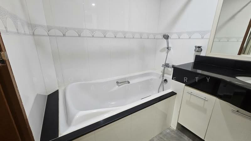 Oscar Mansion, Bangkok, Sukhumvit 49 Road, Khlong Tan Nua, Watthana, Bangkok, 2 Bedrooms, 125 sqm, Condo For Rent, by BANGKOK PROPERTY AGENTS, 500448820 - DDproperty.com