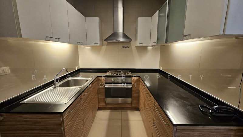 Piyathip Place, Bangkok, 24 Soi Prommitr, Khlong Tan Nua, Watthana, Bangkok, 2 Bedrooms, 173 sqm, Condo For Rent, by BANGKOK PROPERTY AGENTS, 500448822 - DDproperty.com