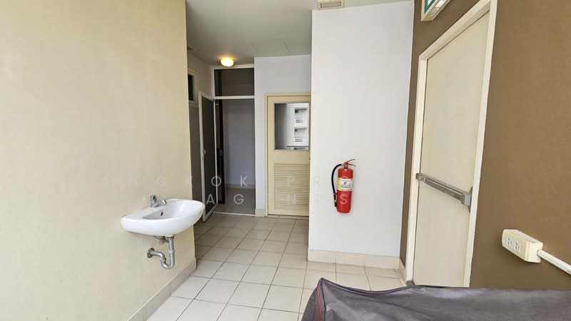 Piyathip Place, Bangkok, 24 Soi Prommitr, Khlong Tan Nua, Watthana, Bangkok, 2 Bedrooms, 173 sqm, Condo For Rent, by BANGKOK PROPERTY AGENTS, 500448825 - DDproperty.com