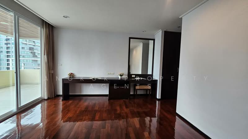Piyathip Place, Bangkok, 24 Soi Prommitr, Khlong Tan Nua, Watthana, Bangkok, 2 Bedrooms, 137 sqm, Condo For Rent, by BANGKOK PROPERTY AGENTS, 500448830 - DDproperty.com