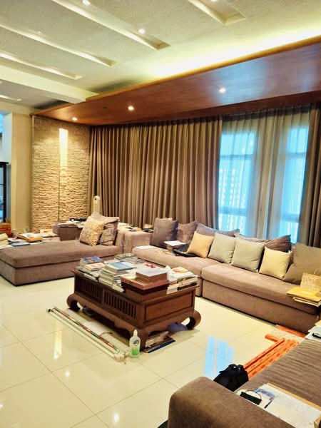 Sukhumvit City Resort : สุขุมวิท ซิตี้ รีสอร์ท, กรุงเทพ, 51 ซอยสุขุมวิท 11, คลองเตยเหนือ, วัฒนา, กรุงเทพ, 235 ตร.ม., คอนโด ขาย, โดย คัทยวรรณ หิรัญจิโรจน์, 500448837 - DDproperty.com