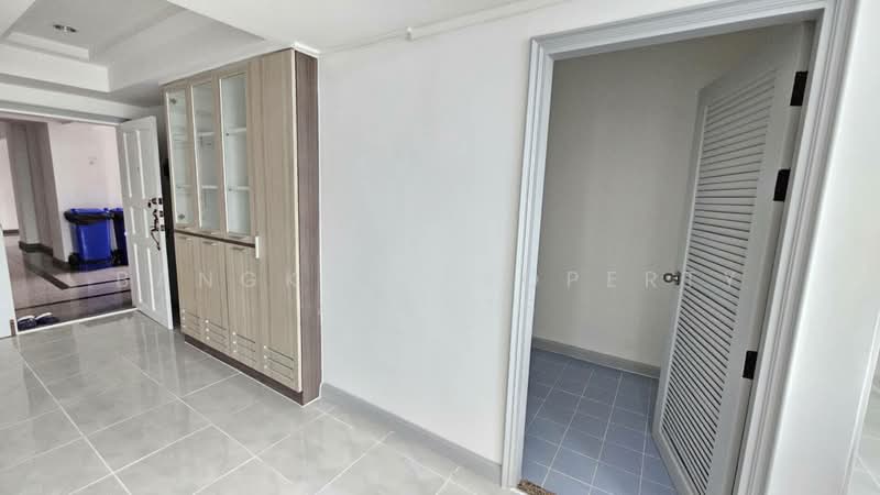 Royal Castle Sukhumvit, Bangkok, 30 Soi Sukhumvit 39, Khlongtoei Nua, Watthana, Bangkok, 3 Bedrooms, 160 sqm, Condo For Rent, by BANGKOK PROPERTY AGENTS, 500448841 - DDproperty.com
