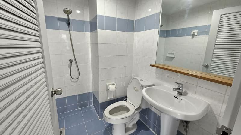 Royal Castle Sukhumvit, Bangkok, 30 Soi Sukhumvit 39, Khlongtoei Nua, Watthana, Bangkok, 3 Bedrooms, 160 sqm, Condo For Rent, by BANGKOK PROPERTY AGENTS, 500448841 - DDproperty.com