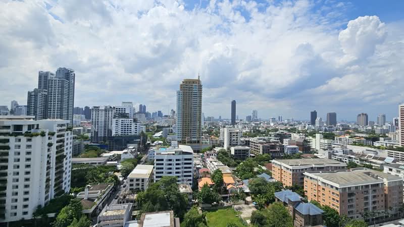 Royal Castle Sukhumvit, Bangkok, 30 Soi Sukhumvit 39, Khlongtoei Nua, Watthana, Bangkok, 3 Bedrooms, 160 sqm, Condo For Rent, by BANGKOK PROPERTY AGENTS, 500448841 - DDproperty.com