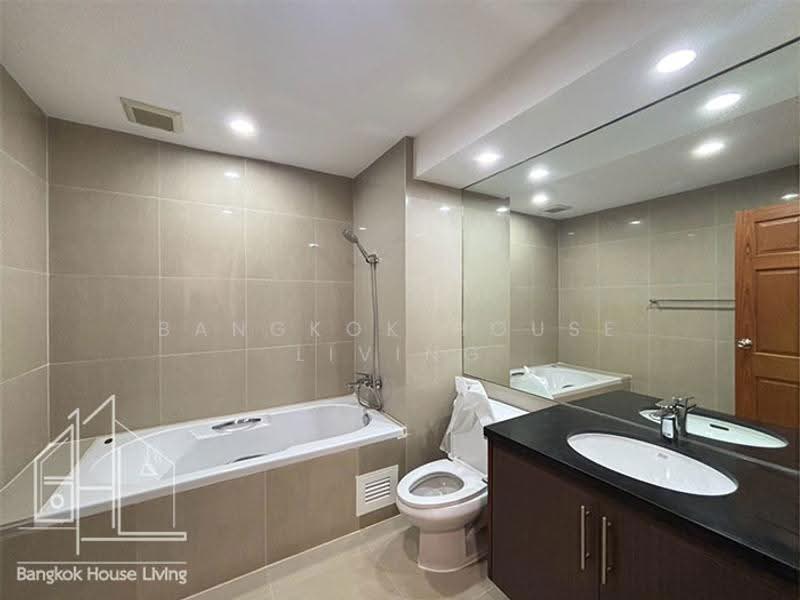Grand Ville House 1, Bangkok, 36 Soi Sukhumvit 24, Khong Tan, Khlong Toei, Bangkok, 3 Bedrooms, 225 sqm, Condo For Rent, by Bangkok House Living, 500448848 - DDproperty.com