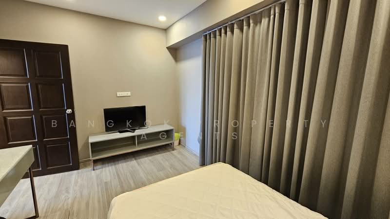 Royal Castle Sukhumvit, Bangkok, 30 Soi Sukhumvit 39, Khlongtoei Nua, Watthana, Bangkok, 3 Bedrooms, 139 sqm, Condo For Rent, by BANGKOK PROPERTY AGENTS, 500448852 - DDproperty.com