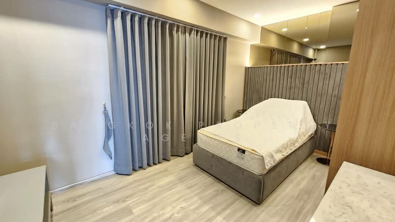 Royal Castle Sukhumvit, Bangkok, 30 Soi Sukhumvit 39, Khlongtoei Nua, Watthana, Bangkok, 3 Bedrooms, 139 sqm, Condo For Rent, by BANGKOK PROPERTY AGENTS, 500448852 - DDproperty.com
