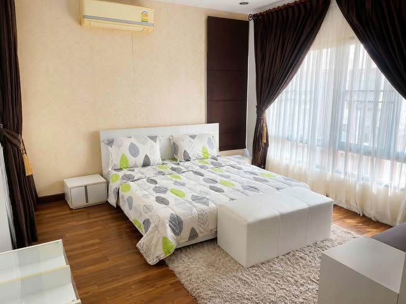 ให้เช่าบ้านเดี่ยวหลังใหญ่ ม.เดอะคอมพลีท ใกล้เจ ปาร์ค ศรีราชา, Chon Buri (Pattaya), Surasak, Si Racha, Chon Buri (Pattaya), 3 Bedrooms, 200 sqm, Single Detached House For Rent, by Dusit Saengfa, 500448880 - DDproperty.com