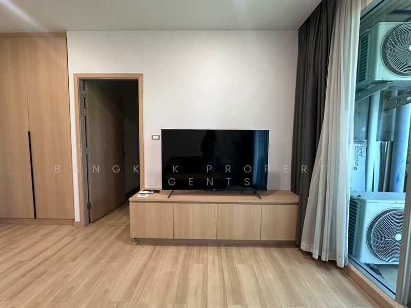 Von Napa Sukhumvit 38, Bangkok, Soi Sukhumvit 38, Phra Kanong, Khlong Toei, Bangkok, 1 Bedroom, 30 sqm, Condo For Rent, by BANGKOK PROPERTY AGENTS, 500448883 - DDproperty.com