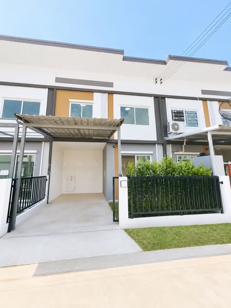 ลาดกระบัง, Samut Prakan, ลาดกระบัง 54, Srisa Chorakhe Noi, Bang Sao Thong, Samut Prakan, 3 Bedrooms, 150 sqm, Townhouse For Sale, by Chanuthsinin Pothichaya, 500448887 - DDproperty.com