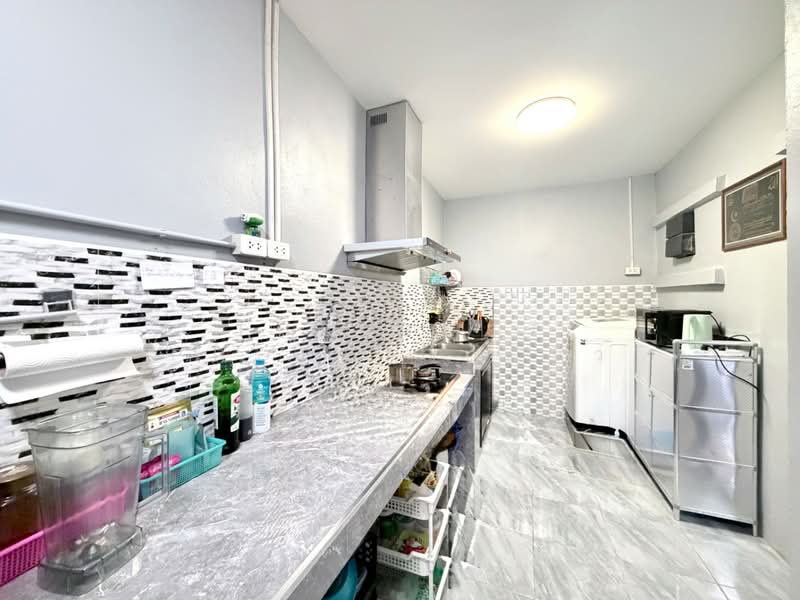 ลภาวัน 12 บางบัวทอง, Nonthaburi, Lahan, Bang Bua Thong, Nonthaburi, 3 Bedrooms, 150 sqm, Townhouse For Sale, by The Best Property บิว, 500448891 - DDproperty.com