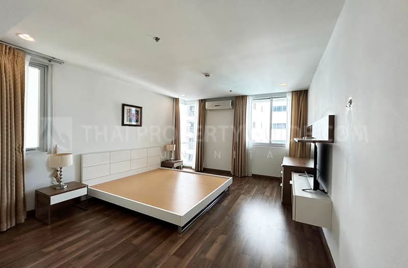 The Rajdamri, Bangkok, Ratchadamri Road, Lumphini, Pathum Wan, Bangkok, 2 Bedrooms, 112 sqm, Condo For Rent, by Khun Nita, 500448907 - DDproperty.com