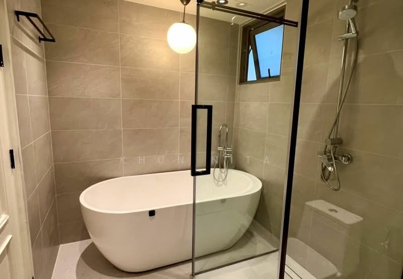 D.S. Tower 2 Sukhumvit 39, Bangkok, Soi Sukhumvit 39, Khlong Tan Nua, Watthana, Bangkok, 3 Bedrooms, 140 sqm, Condo For Rent, by Khun Nita, 500448938 - DDproperty.com