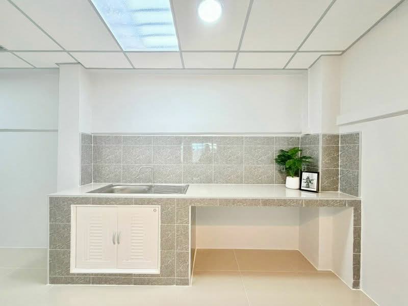 Pruksa 10, Nonthaburi, Bang Kruai - Sai Noi Road, Sai Noi, Nonthaburi, 3 Bedrooms, 72 sqm, Single Detached House For Sale, by สรภพ ยอดไชย (สีฝุ่น), 500448961 - DDproperty.com