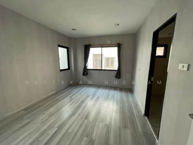 The Symphony Townhome, Bangkok, 189 Soi Nawamin 163, Nuan Chan, Bueng Kum, Bangkok, 3 Bedrooms, 207 sqm, Townhouse For Sale, by Nattakan nueaiam, 500448968 - DDproperty.com