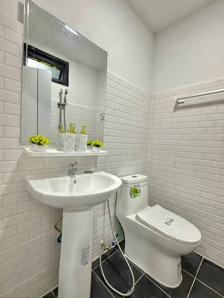 Piyawararom Village Phase 3, Nonthaburi, Baan Kluay-Sai Noi Road, Sai Noi, Nonthaburi, 3 Bedrooms, 64 sqm, Townhouse For Sale, by สรภพ ยอดไชย (สีฝุ่น), 500448975 - DDproperty.com