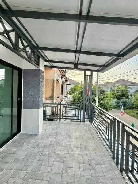 Piyawararom Village Phase 3, Nonthaburi, Baan Kluay-Sai Noi Road, Sai Noi, Nonthaburi, 3 Bedrooms, 64 sqm, Townhouse For Sale, by สรภพ ยอดไชย (สีฝุ่น), 500448975 - DDproperty.com