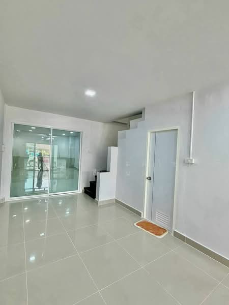 Ban Rom Ngao Mai, Nonthaburi, Soi Ban Rom Ngao Mai, Bang Khu Rat, Bang Bua Thong, Nonthaburi, 3 Bedrooms, 80 sqm, Townhouse For Sale, by สรภพ ยอดไชย (สีฝุ่น), 500448976 - DDproperty.com
