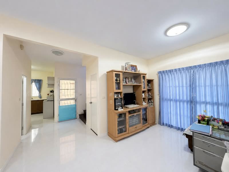 Pruksa Village 1 Lumlukka Klong 6, Pathum Thani, Soi Bueng Kham Phroi, Bung Kham Proi, Lam Luk Ka, Pathum Thani, 3 Bedrooms, 203 sqm, Single Detached House For Sale, by ภัทรนัน อิศรางกูร ณ อยุธยา, 500448985 - DDproperty.com