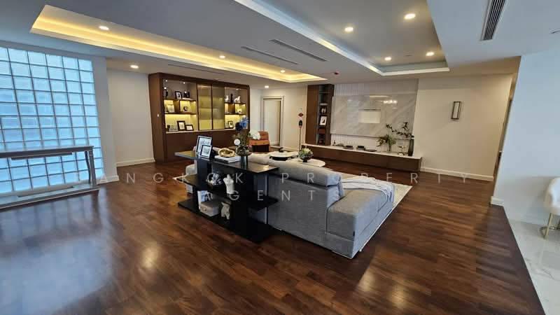 Shanti Sadan, Bangkok, 28 Sukhumvit 59, Khlong Tan Nua, Watthana, Bangkok, 3 Bedrooms, 281 sqm, Condo For Rent, by BANGKOK PROPERTY AGENTS, 500449032 - DDproperty.com