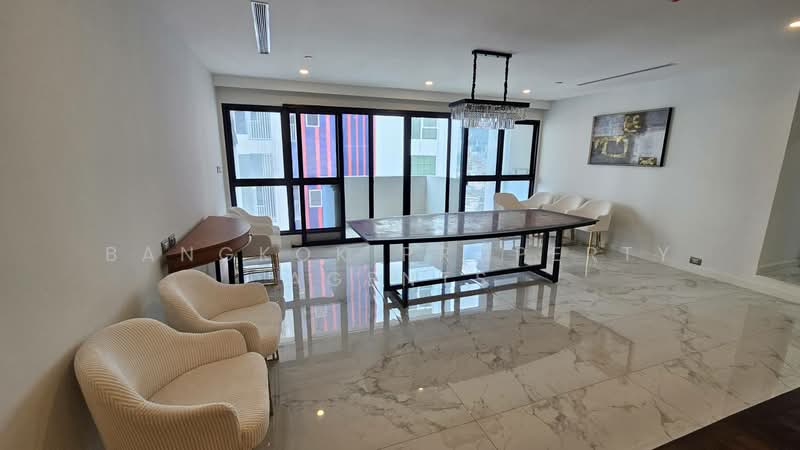 Shanti Sadan, Bangkok, 28 Sukhumvit 59, Khlong Tan Nua, Watthana, Bangkok, 3 Bedrooms, 281 sqm, Condo For Rent, by BANGKOK PROPERTY AGENTS, 500449032 - DDproperty.com