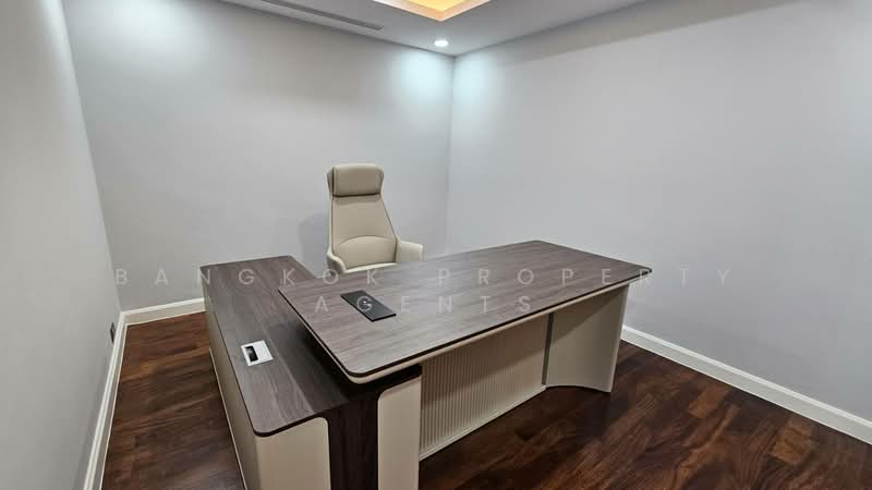 Shanti Sadan, Bangkok, 28 Sukhumvit 59, Khlong Tan Nua, Watthana, Bangkok, 3 Bedrooms, 281 sqm, Condo For Rent, by BANGKOK PROPERTY AGENTS, 500449032 - DDproperty.com