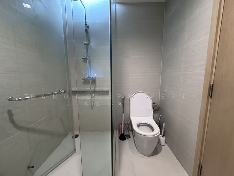 Siri At Sukhumvit, Bangkok, 902 Sukhumvit Road, Phra Kanong, Khlong Toei, Bangkok, 1 Bedroom, 52 sqm, Condo For Rent, by BANGKOK PROPERTY AGENTS, 500449055 - DDproperty.com