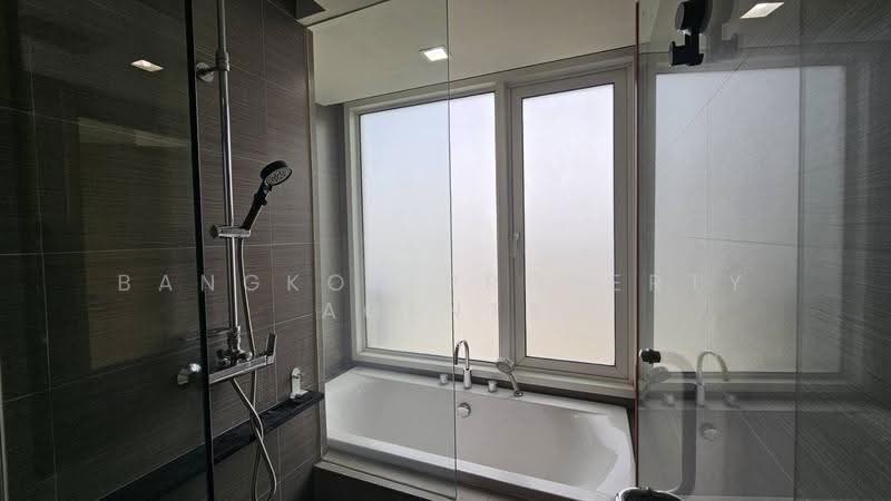 Siri At Sukhumvit, Bangkok, 902 Sukhumvit Road, Phra Kanong, Khlong Toei, Bangkok, 3 Bedrooms, 100 sqm, Condo For Rent, by BANGKOK PROPERTY AGENTS, 500449057 - DDproperty.com
