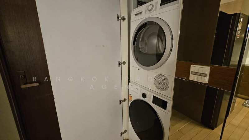 Siri At Sukhumvit, Bangkok, 902 Sukhumvit Road, Phra Kanong, Khlong Toei, Bangkok, 2 Bedrooms, 72 sqm, Condo For Rent, by BANGKOK PROPERTY AGENTS, 500449060 - DDproperty.com