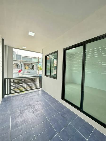 Santhat Thanee 2, Nonthaburi, Tha-Sai, Muang Nonthaburi, Nonthaburi, 3 Bedrooms, 80 sqm, Townhouse For Sale, by สรภพ ยอดไชย (สีฝุ่น), 500449062 - DDproperty.com