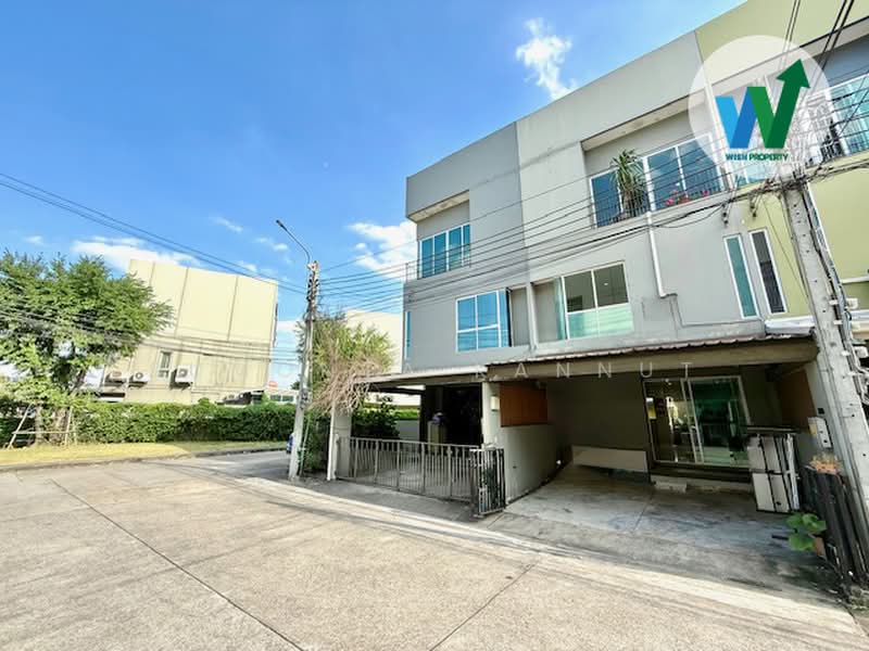 Patio Pattanakarn 38, Bangkok, Soi Phatthanakan 38 Phatthanakan Road, Suan Luang, Bangkok, 3 Bedrooms, 155 sqm, Townhouse For Sale, by Sumonta Kannut, 500449065 - DDproperty.com