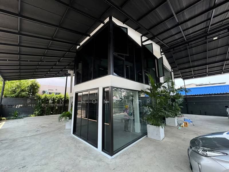 ให้เช่า อาคาร สำนักงาน ลาดพร้าว รัชดา ใกล้ รถไฟฟ้า BTS สุทธิสาร, กรุงเทพ, วังทองหลาง, กรุงเทพ, 520 ตร.ม., สำนักงาน ให้เช่า, โดย Tida phanthonglarptawee, 500449138 - DDproperty.com