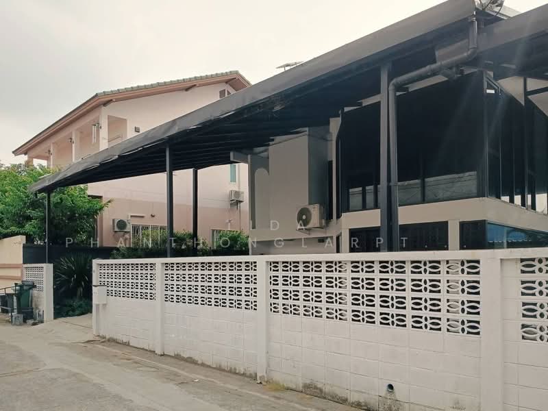 Office space for rent in Ladprao-Ratchada area, near BTS Sutthisan station, Bangkok, Wang Thonglang, Bangkok, , 520 sqm, Office Space For Rent, by Tida phanthonglarptawee, 500449138 - DDproperty.com
