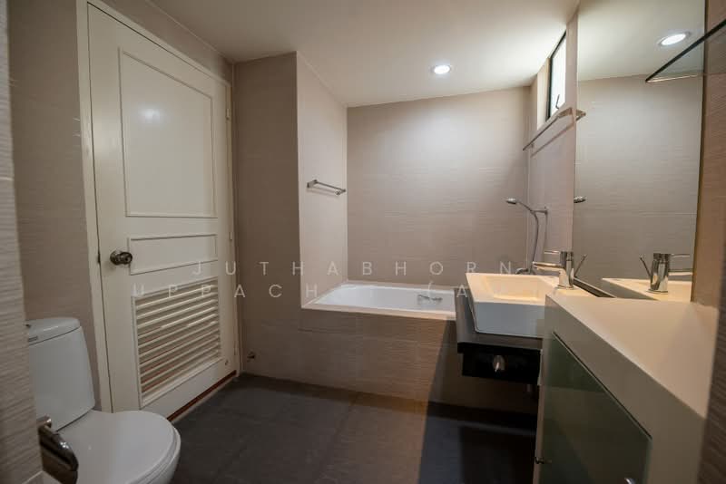 President Park Sukhumvit 24, Bangkok, 99 Sukhumvit 24 Alley, Khlongtoei Nua, Watthana, Bangkok, 3 Bedrooms, 265 sqm, Condo For Rent, by Juthabhorn Uppachit (Amy), 500449155 - DDproperty.com