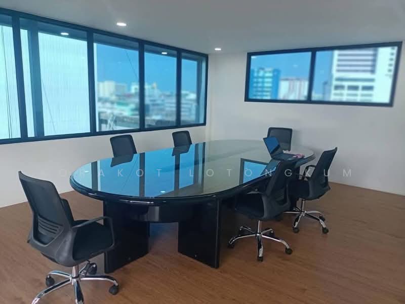 My Space @ Chinatown near MRT Samyod and Wat Makorn, Bangkok, Pom Prap, Pom Prap Sattru Phai, Bangkok, , 98 sqm, Office Space For Rent, by Korakot Lotongkum, 500449169 - DDproperty.com