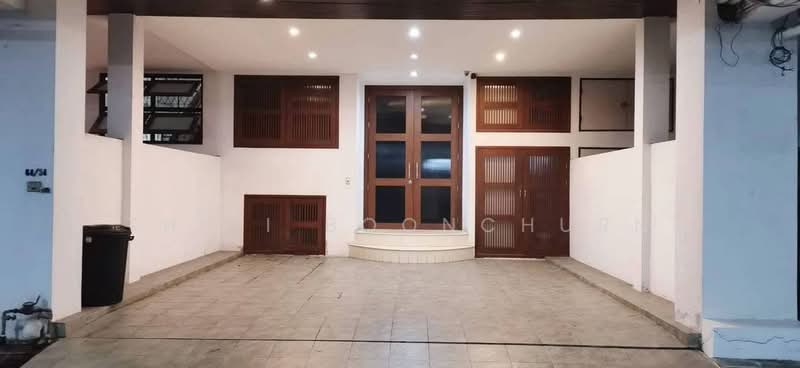 Townhouse, 450sqm, 4 Bedroom, Ekkamai Soi 10, Bangkok, Phra Kanong Nua, Watthana, Bangkok, 4 Bedrooms, 450 sqm, Townhouse For Rent, by Thiti Boonchurn, 500449180 - DDproperty.com