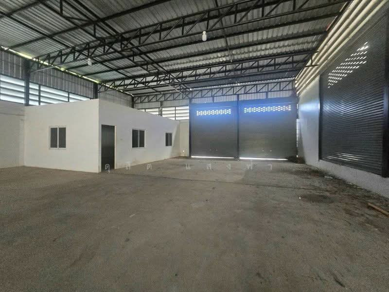 ให้เช่าโกดัง/คลังสินค้า 320 ตรม. สัตหีบ ชลบุรี, Chon Buri (Pattaya), Bang Sa-re, Sattahip, Chon Buri (Pattaya), , 320 sqm, Warehouse/Factory For Rent, by Dusit Saengfa, 500449191 - DDproperty.com