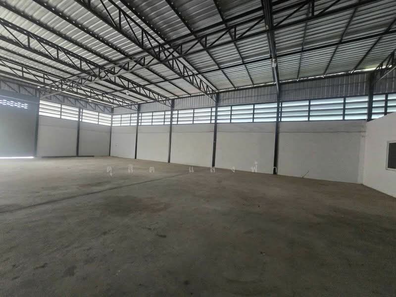 ให้เช่าโกดัง/คลังสินค้า 320 ตรม. สัตหีบ ชลบุรี, Chon Buri (Pattaya), Bang Sa-re, Sattahip, Chon Buri (Pattaya), , 320 sqm, Warehouse/Factory For Rent, by Dusit Saengfa, 500449191 - DDproperty.com