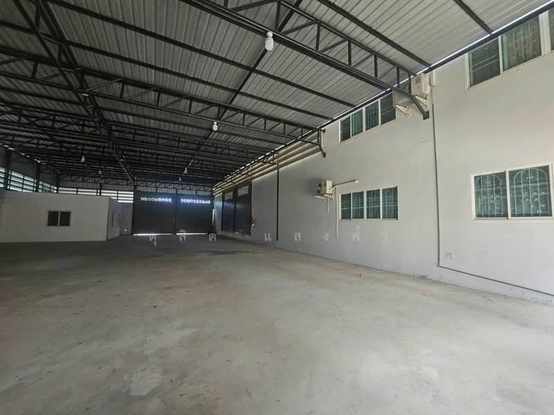 ให้เช่าโกดัง/คลังสินค้า 320 ตรม. สัตหีบ ชลบุรี, Chon Buri (Pattaya), Bang Sa-re, Sattahip, Chon Buri (Pattaya), , 320 sqm, Warehouse/Factory For Rent, by Dusit Saengfa, 500449191 - DDproperty.com