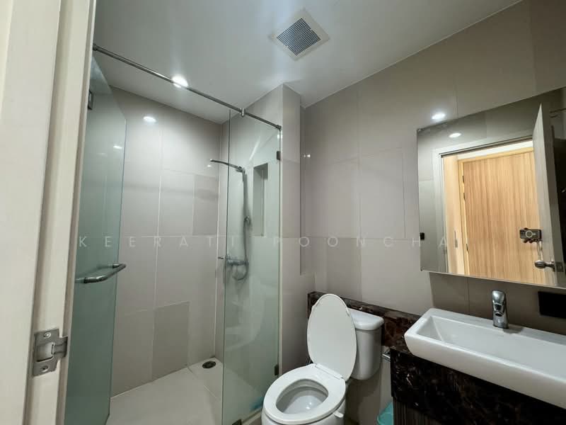 Fuse Sathorn-Taksin, Bangkok, Krung Thon Buri Road, Bang Lam Phu Lang, Khlong San, Bangkok, 1 Bedroom, 35 sqm, Condo For Rent, by Keerati Poonchai, 500449212 - DDproperty.com