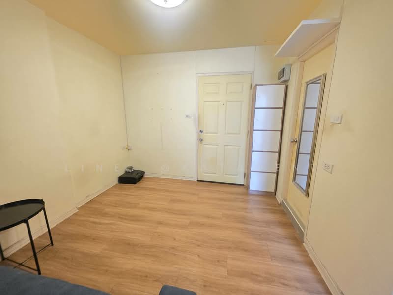 Lumpini Condo Town Bodindecha Ramkhamhaeng, Bangkok, Soi Ramkhamhaeng 43/1, Phlapphla, Wang Thonglang, Bangkok, 1 Bedroom, 28 sqm, Condo For Rent, by Line: @KatAgent, 500449224 - DDproperty.com