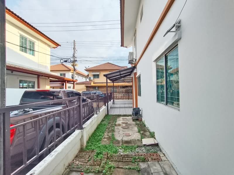 Pruksa Ville 10 Petchkasem-Phutthamonthon Sai 4, Nakhon Pathom, Soi Krathum Lom 19, Phutthamonthon Sai 4 Road, Krathum Lom, Sam Phran, Nakhon Pathom, 3 Bedrooms, 94 sqm, Townhouse For Sale, by The Best Property นุต, 500449225 - DDproperty.com