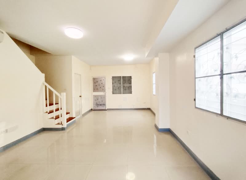 Pruksa Ville 10 Petchkasem-Phutthamonthon Sai 4, Nakhon Pathom, Soi Krathum Lom 19, Phutthamonthon Sai 4 Road, Krathum Lom, Sam Phran, Nakhon Pathom, 3 Bedrooms, 94 sqm, Townhouse For Sale, by The Best Property นุต, 500449225 - DDproperty.com