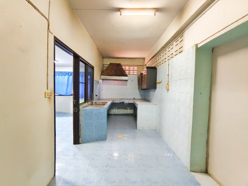 ทาวน์เฮ้าส์บ้านโป่ง ราชบุรี, Ratchaburi, Pak Raet, Ban Pong, Ratchaburi, 2 Bedrooms, 100 sqm, Townhouse For Sale, by The Best Property โอ็ต, 500449235 - DDproperty.com